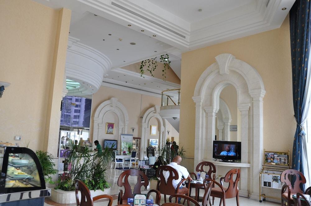 Grand Continental Hotel อาบูดาบี ภายนอก รูปภาพ