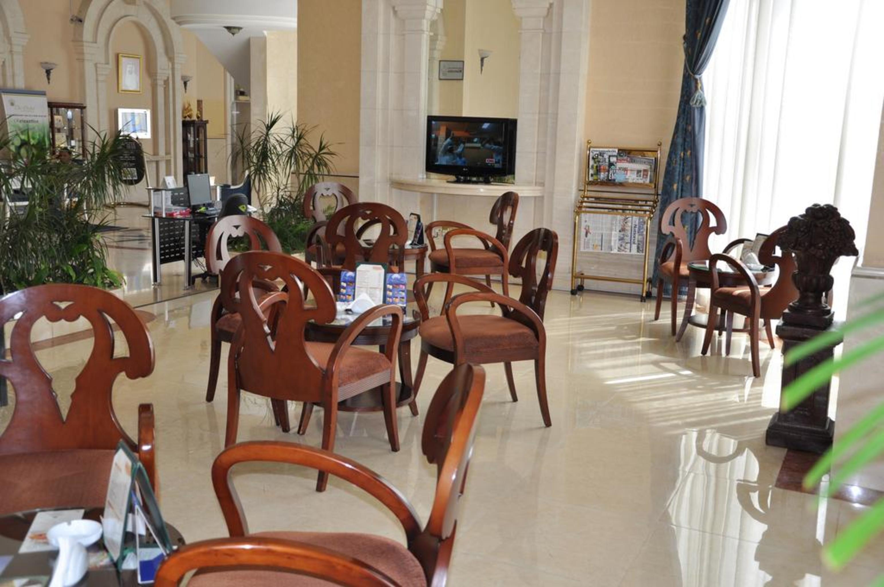 Grand Continental Hotel อาบูดาบี ภายนอก รูปภาพ