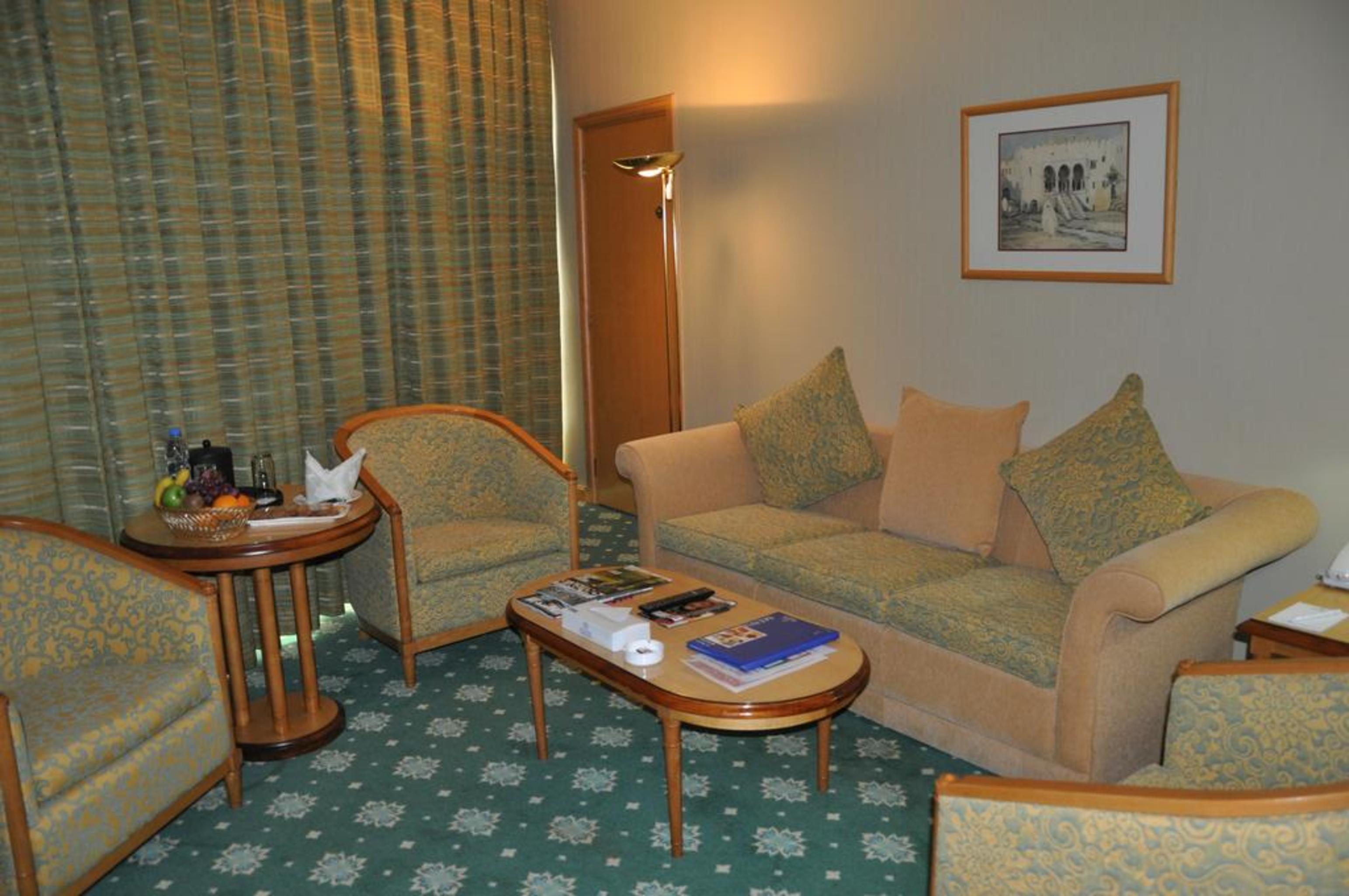 Grand Continental Hotel อาบูดาบี ภายนอก รูปภาพ