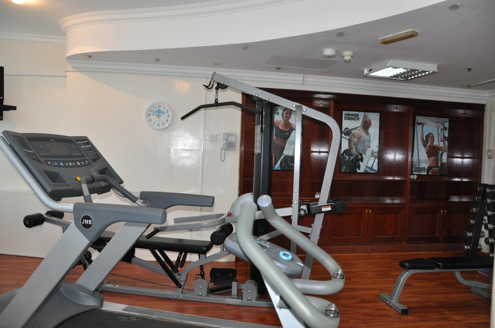 Grand Continental Hotel อาบูดาบี ภายนอก รูปภาพ